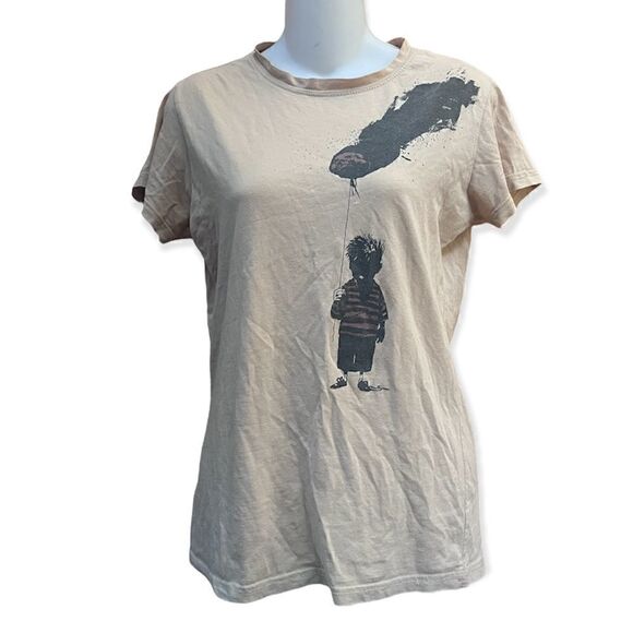 STREET ART GRAFFITI ARTIST BOY WITH SKULL BALLOON TEE LARGE JUNIOR L - Picture 2 of 6